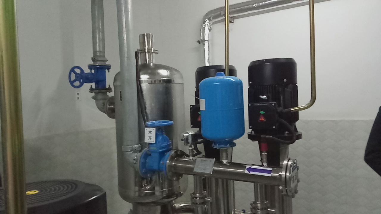 容易导致无塔供水继电器跳闸的原因有哪些?