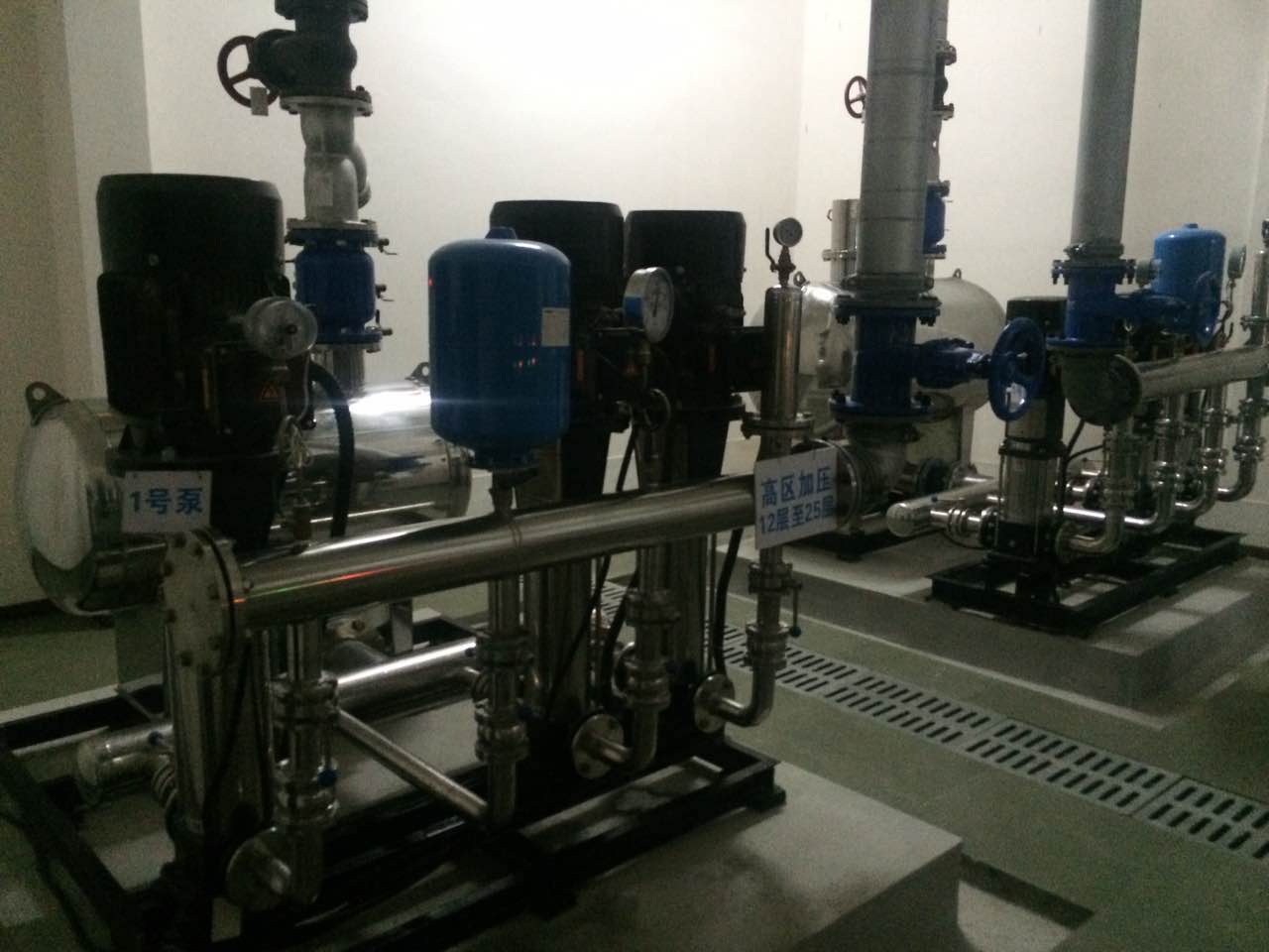 无负压供水什么意思,高层水压不够能否解决